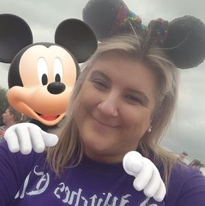 Meet your Posher, Joy